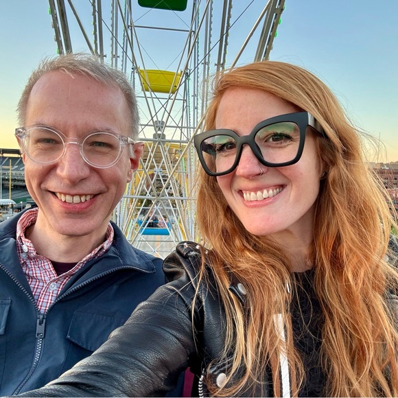 💚❤️Happy Holidays to all my wonderful supports and Posh Pals! See ya in 2026!💚❤️ - Picture 3 of 13